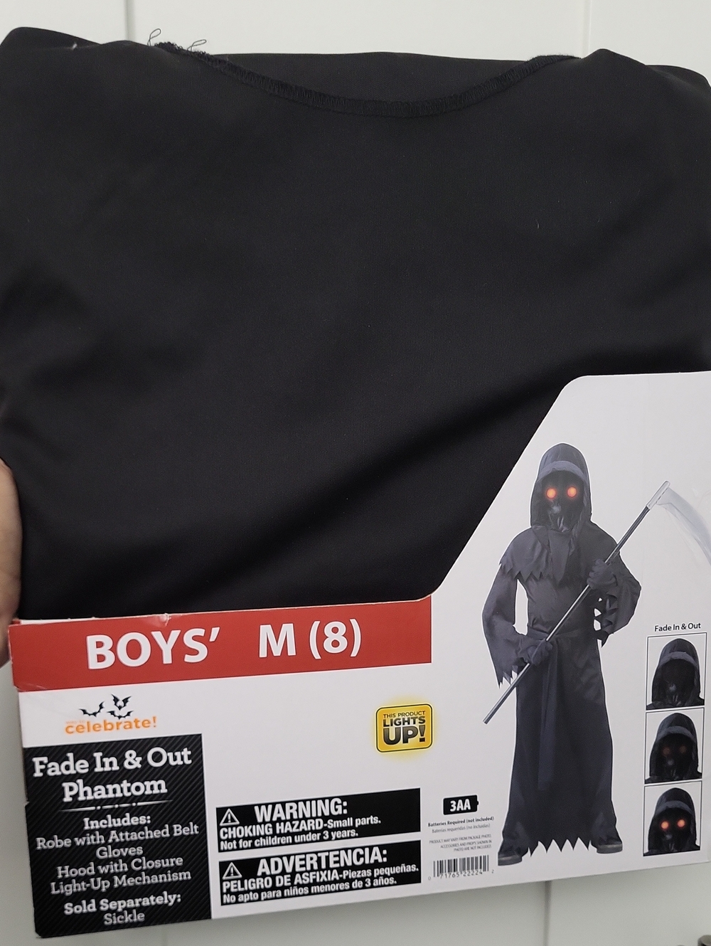 Celebrate! Boys' Black Fade In & Out Phantom Halloween Costume - M (8)